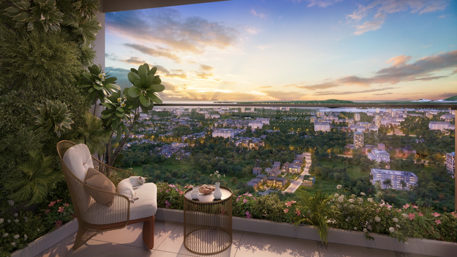 Ban công riêng căn hộ Beacon Tower nhìn ra công viên và biển