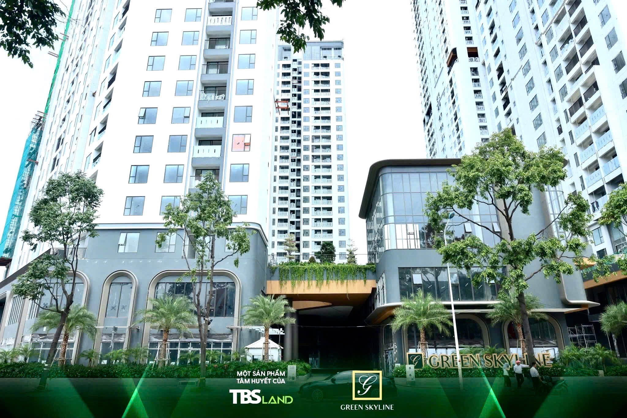 Phố thương mại shophouse Green Skyline nhìn từ mặt đường