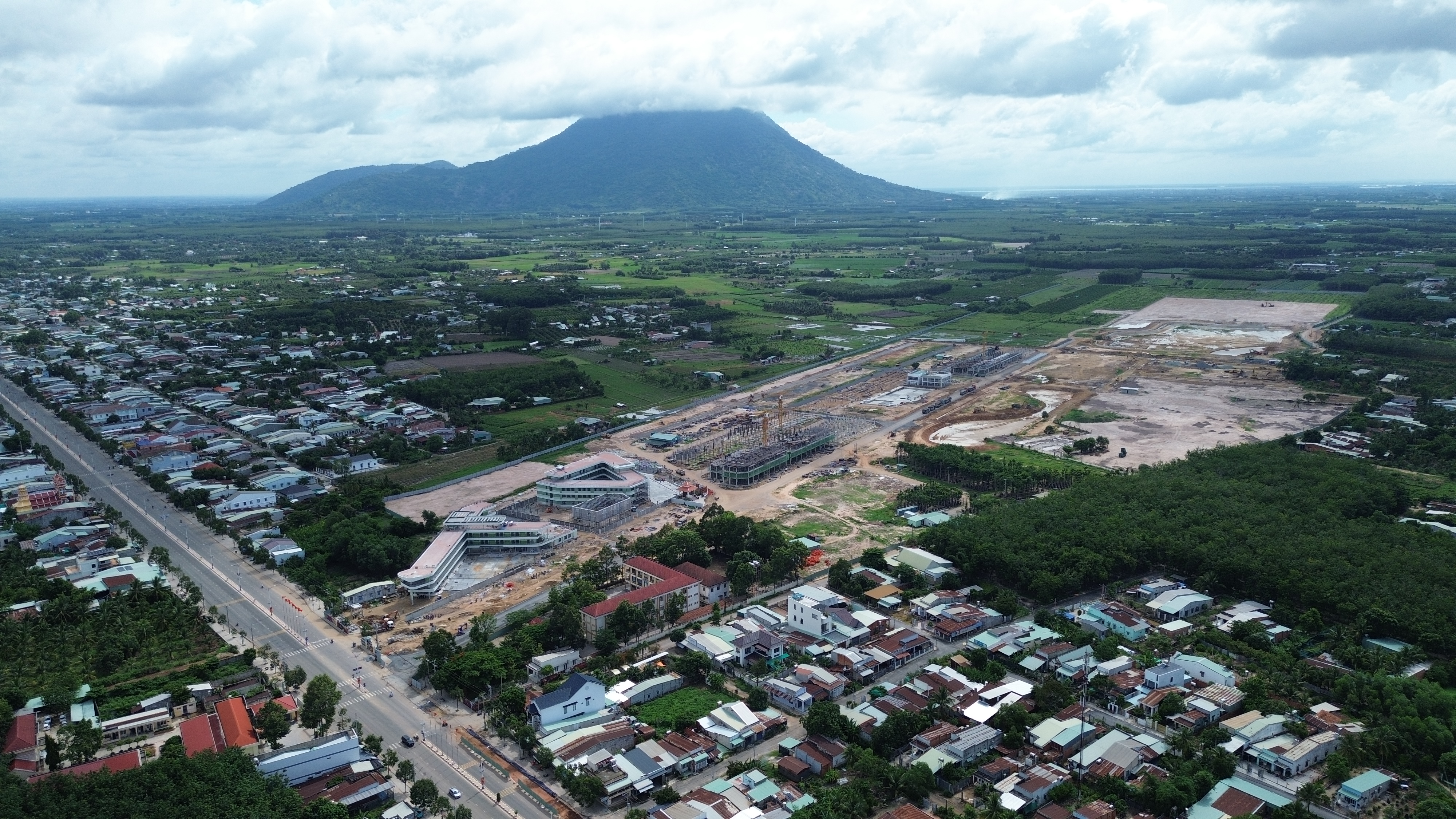 Ảnh thực tế thi công hạ tầng The Heritage Tây Ninh