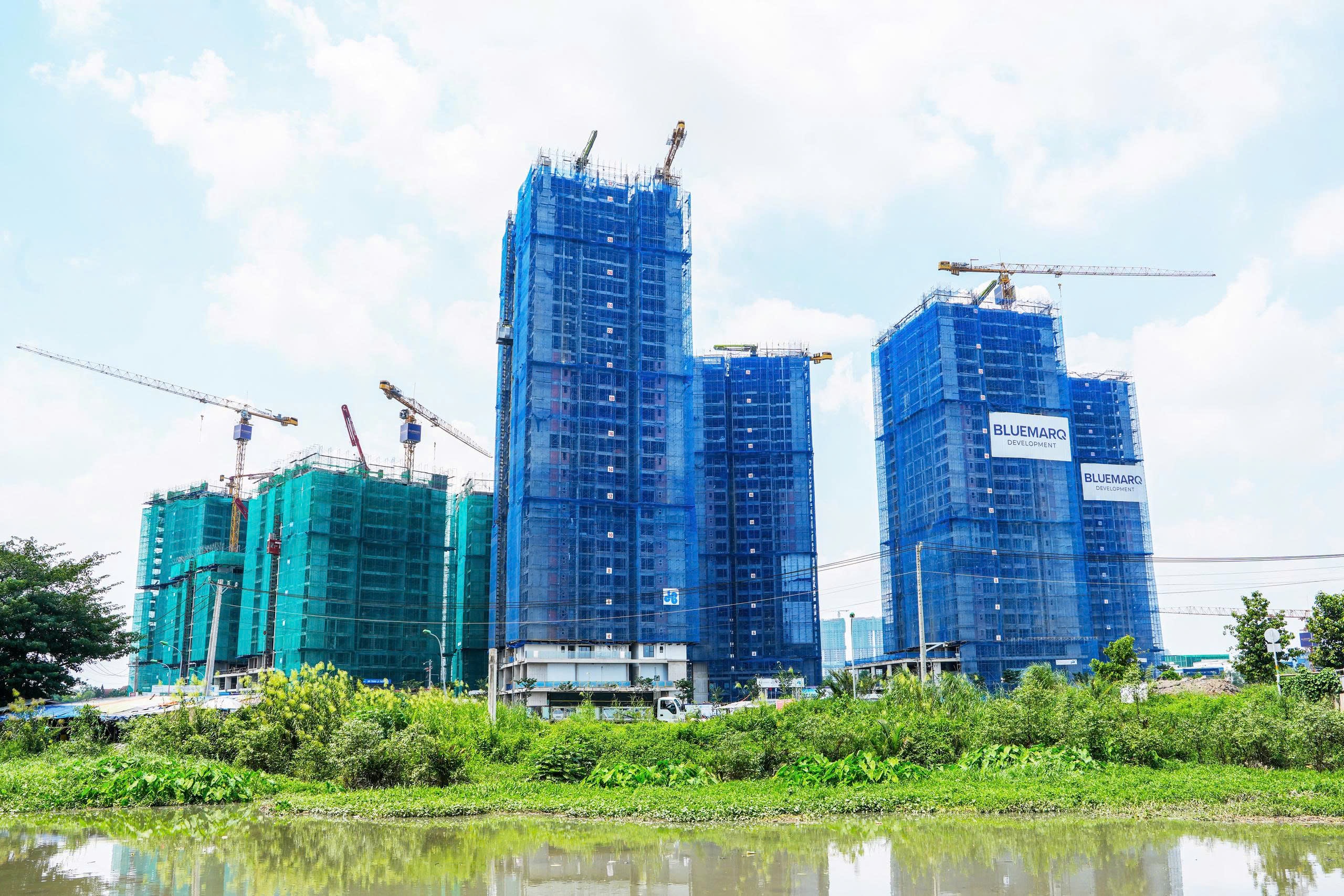 Toàn cảnh tiến độ The Privé ven sông Rạch Chiếc tháng 10/2026